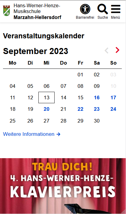 Beispiel der mobilen Ansicht des "Kalender Includes" im Vertical Shop. Das Kalenderblatt für September mit den Wochen und Wochentagen ist abgebildet. Die Tage, an denen Events eingetragen sind, sind fett markiert und haben blaue, anstatt schwarze Schriftfarbe. Unterhalb des Kalenders ist ein Link mit Pfeil in blauer Schrift zu "weiteren Informationen" gesetzt. Den Monat kann man oben rechts in der Ecke über zwei Pfeile zurück- oder vorblättern.