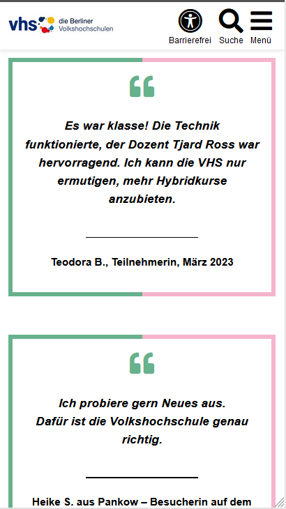 Das Zitat ist mit einem grün-rosa Rahmen versehen und der Text wird zentriert angezeigt. Vor dem Zitat werden Anführungszeichen in grün als Symbol angezeigt. Nach dem Zitat folgt die Quelle getrennt durch einen schwarzen Strich.