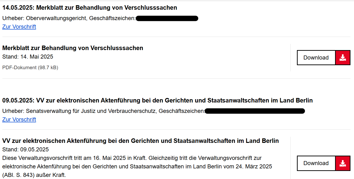 Zu sehen sind 2 Vorschriften, jeweils mit der Überschrift, dem Urheber, einem Link zur Vorschrift und einem Abschnitt mit dem Asset zur Vorschrift. Zum Asset sind der Titel in Fettdruck, der Stand mit einem Datum, ggf. eine Beschreibung und ein Button "Download" zu sehen.